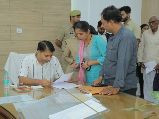 मिशन शक्ति 5.0 के तहत गाजियाबाद में साइकिल रैली व शक्ति संवाद का आयोजन