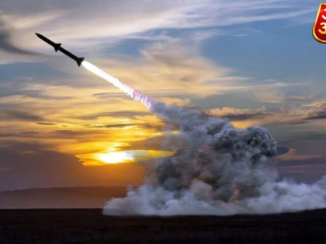 पाकिस्तान की “Fatah-4” मिसाइल से बढ़ी हलचल, 750 KM रेंज के दावे के बाद सुरक्षा पर चर्चा तेज